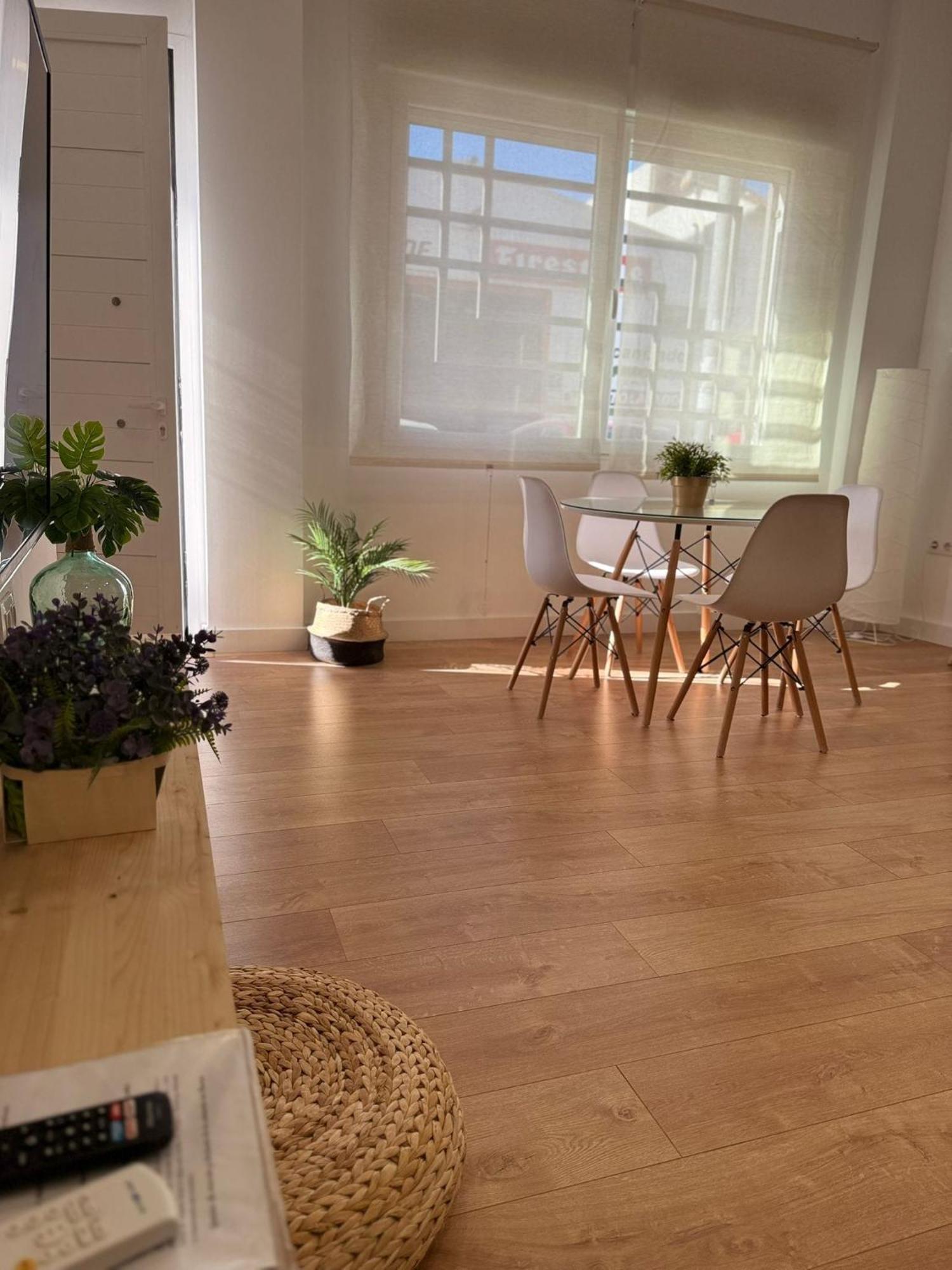 Apartamento Turistico Leo Baena Esterno foto
