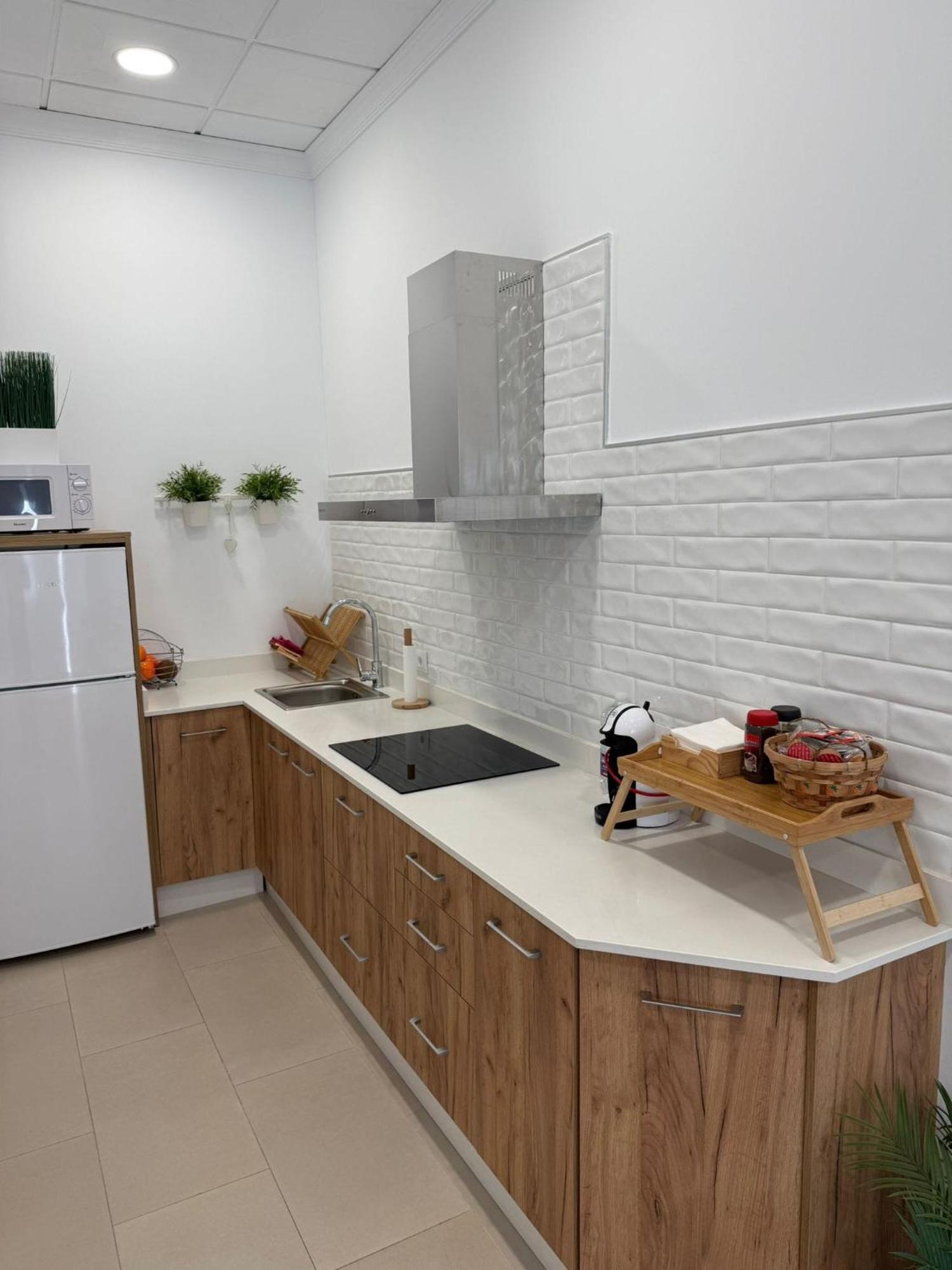 Apartamento Turistico Leo Baena Esterno foto